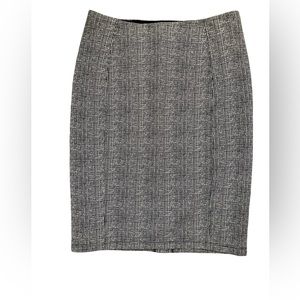Stitch‎ Fix Liverpool Bia Size 10 White Whisper  Pencil Skirt Black White